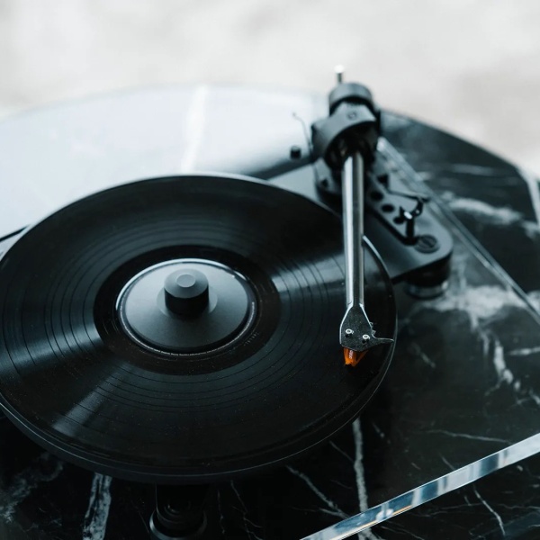 Pro-Ject Perspective Final Edition (2M Bronze) Acrylic/Black